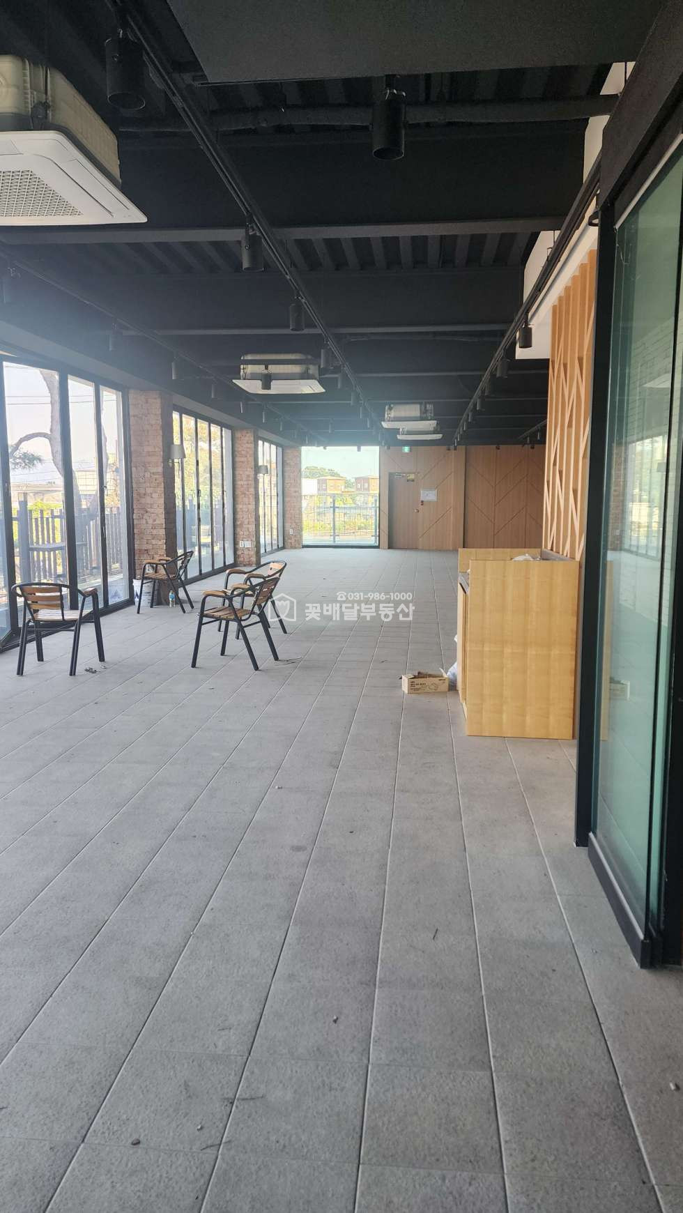 경기 김포시 고촌읍 신곡리 한강변주말예식장 빵카페,전문식당,넓은주차장 1층필로티 월세 매물번호 10348 사진 14