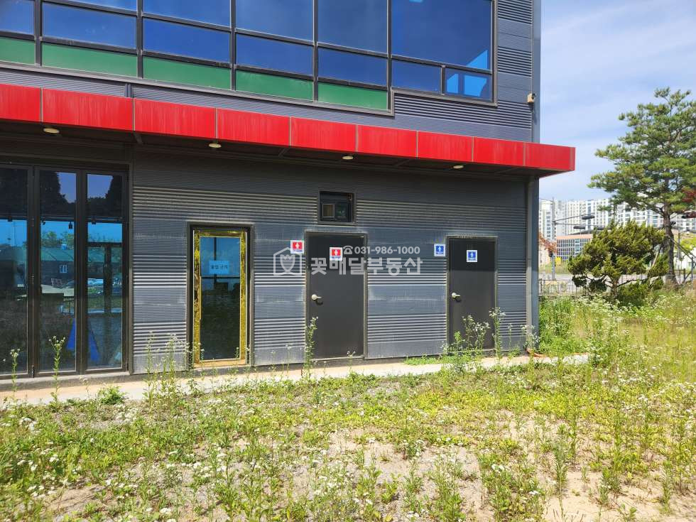 경기 김포시 고촌읍 향산리 가동 [김포고촌꽃배달부동산] 김포건물임대ㅣ카페임대ㅣ카페건물ㅣ주차장넓은 향산리 카페 대로변에 위치ㅣ주변경치좋은 카페건물 월세 매물번호 10102 사진 4