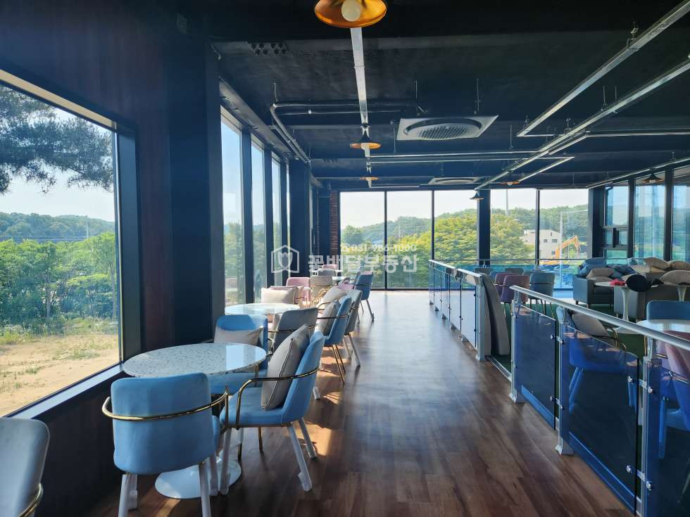 경기 김포시 고촌읍 향산리 가동 [김포고촌꽃배달부동산] 김포건물임대ㅣ카페임대ㅣ카페건물ㅣ주차장넓은 향산리 카페 대로변에 위치ㅣ주변경치좋은 카페건물 월세 매물번호 10102 사진 12
